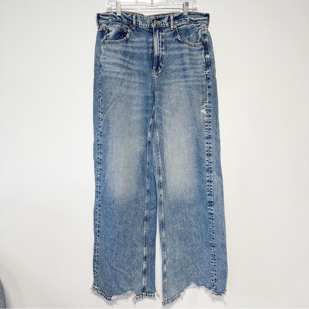 American Eagle Blue Flare Wide Leg Dreamy Drape Jeans - Picture 4 of 7